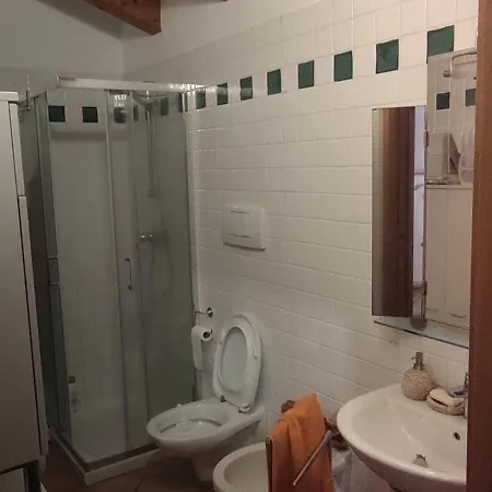 Bilocale Zona Centro 4-5 Posti E Garage Apartment *